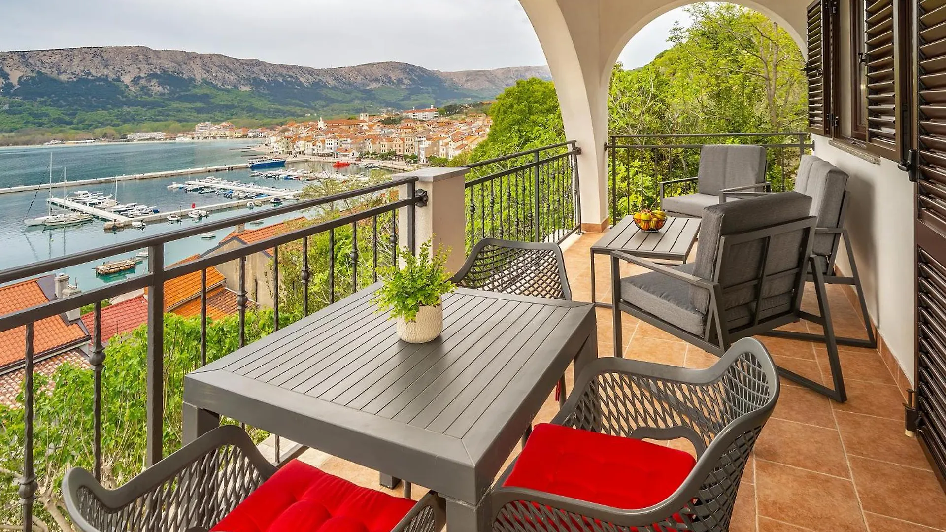 Apartments Nasic With Beautiful Sea View Baška 0*,
